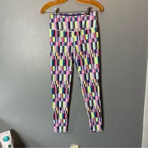 Victoria’s Secret Sport Multi color Geometric pattern full length leggings small